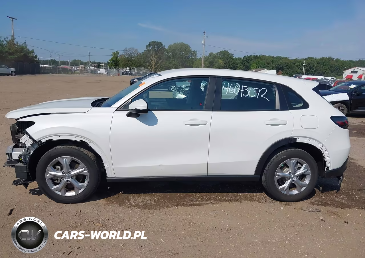 2025 Honda Hr-V Awd Lx VIN:3CZRZ2H35SM726177 - 15