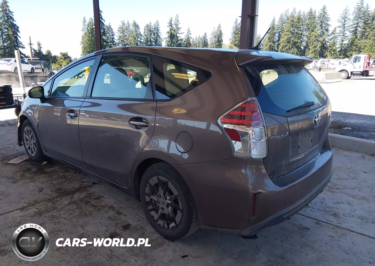2015 Toyota Prius V Four VIN:JTDZN3EU6FJ019922 - 3