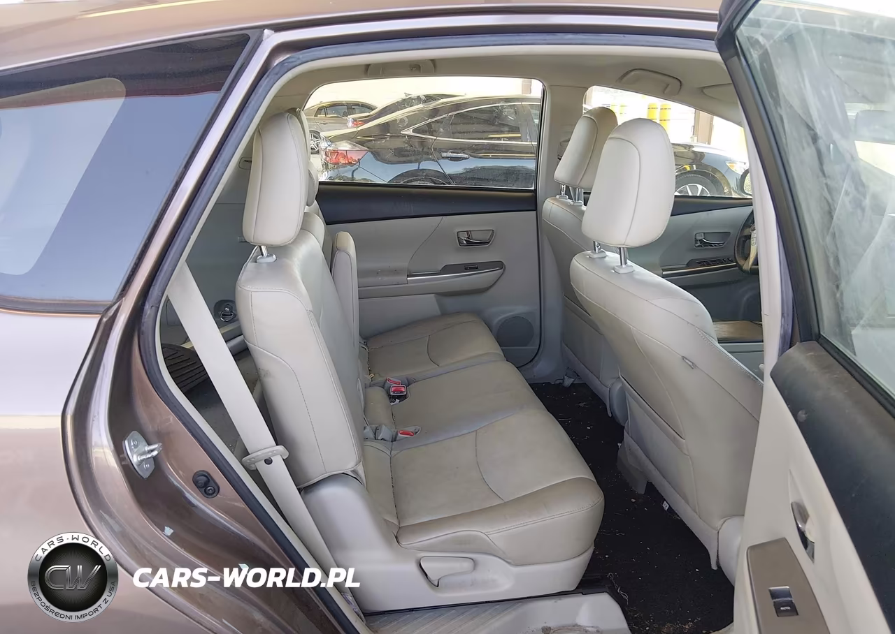 2015 Toyota Prius V Four VIN:JTDZN3EU6FJ019922 - 8