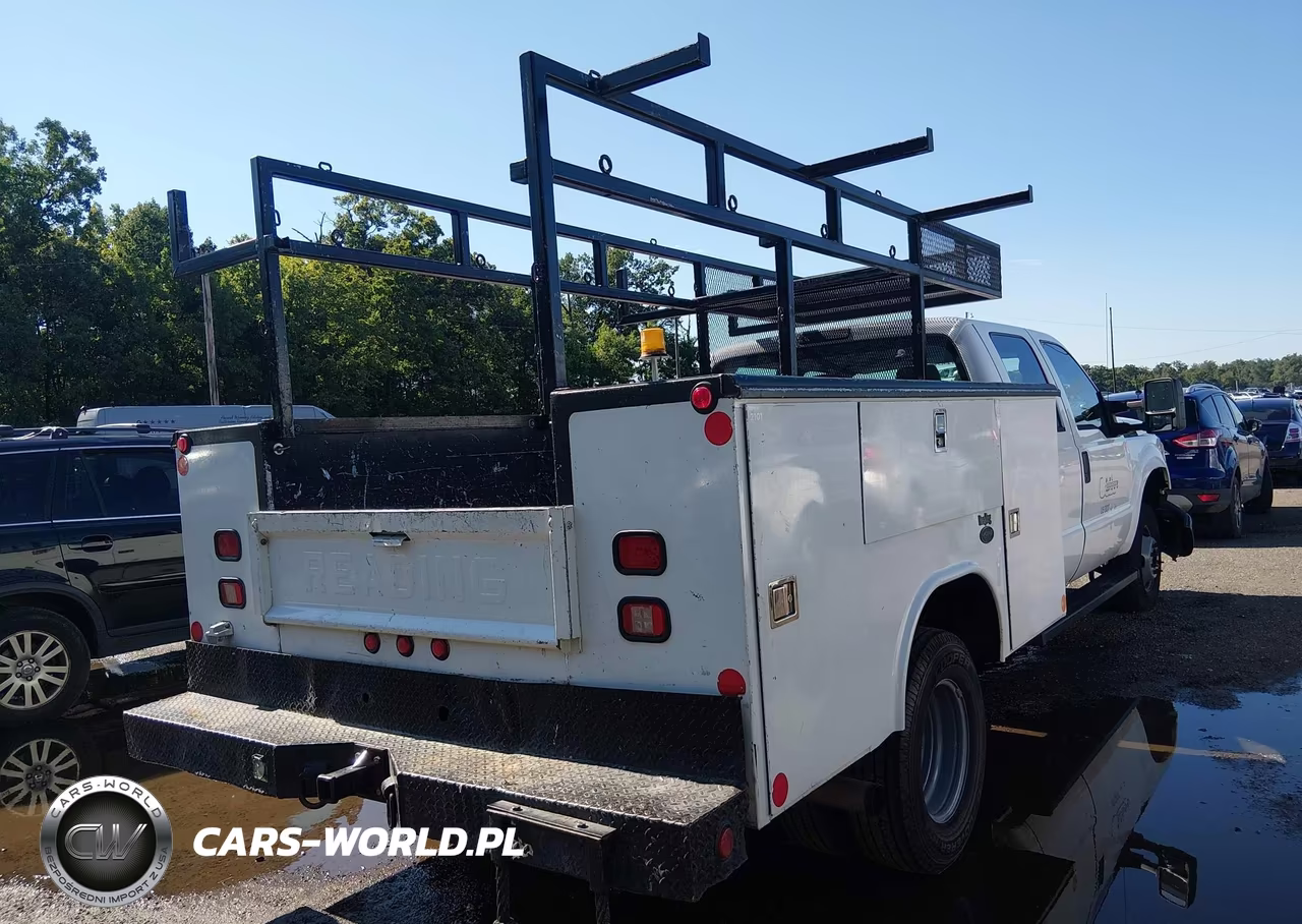 2015 Ford F-350 Chassis Xl VIN:1FD8W3H67FEA88225 - 4