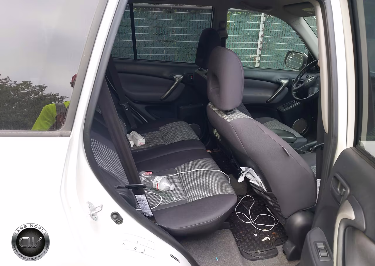 2005 Toyota Rav4 VIN:JTEHD20V150044977 - 8