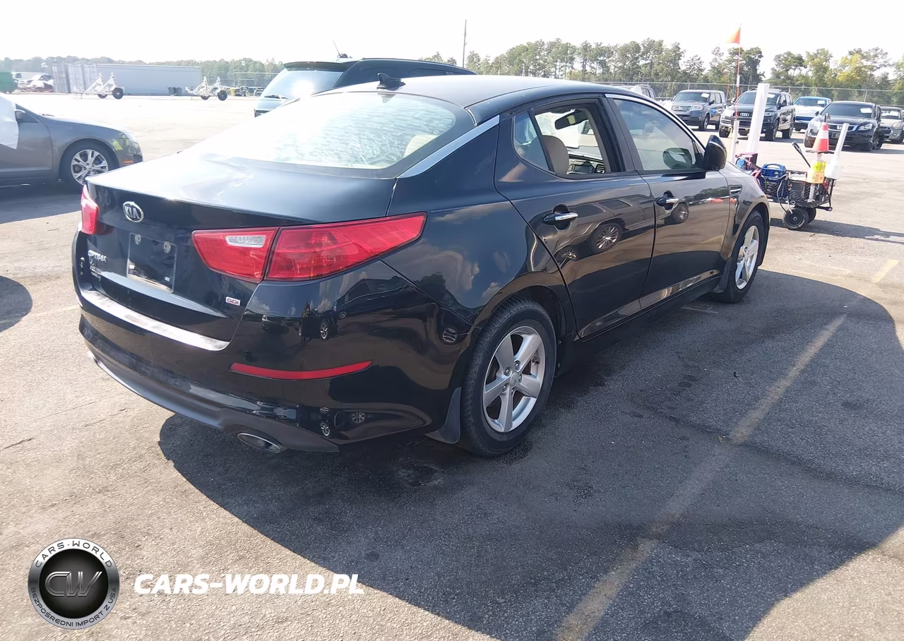 2015 Kia Optima Lx VIN:5XXGM4A78FG479345 - 4
