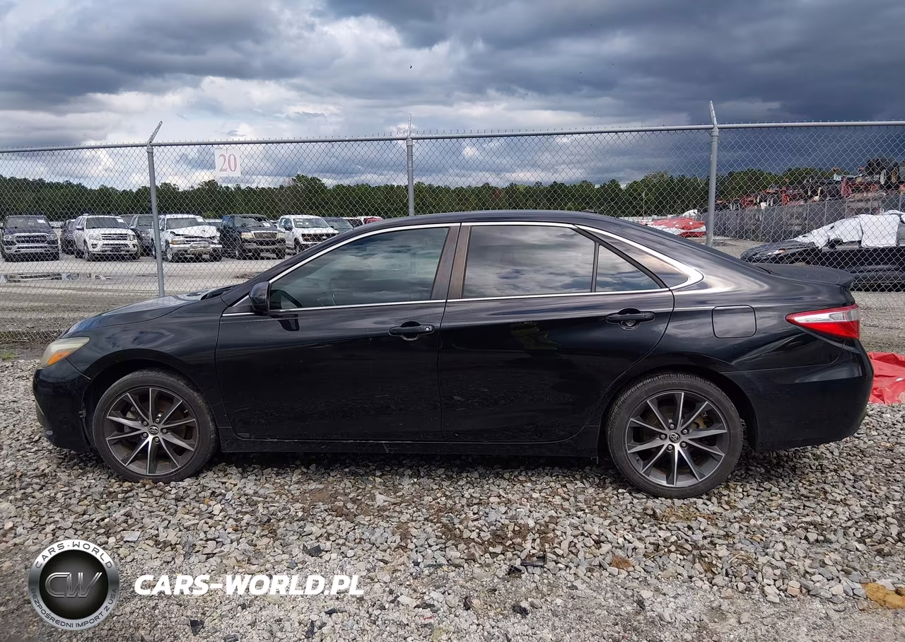 2015 Toyota Camry Xse VIN:4T1BF1FK9FU934368 - 14