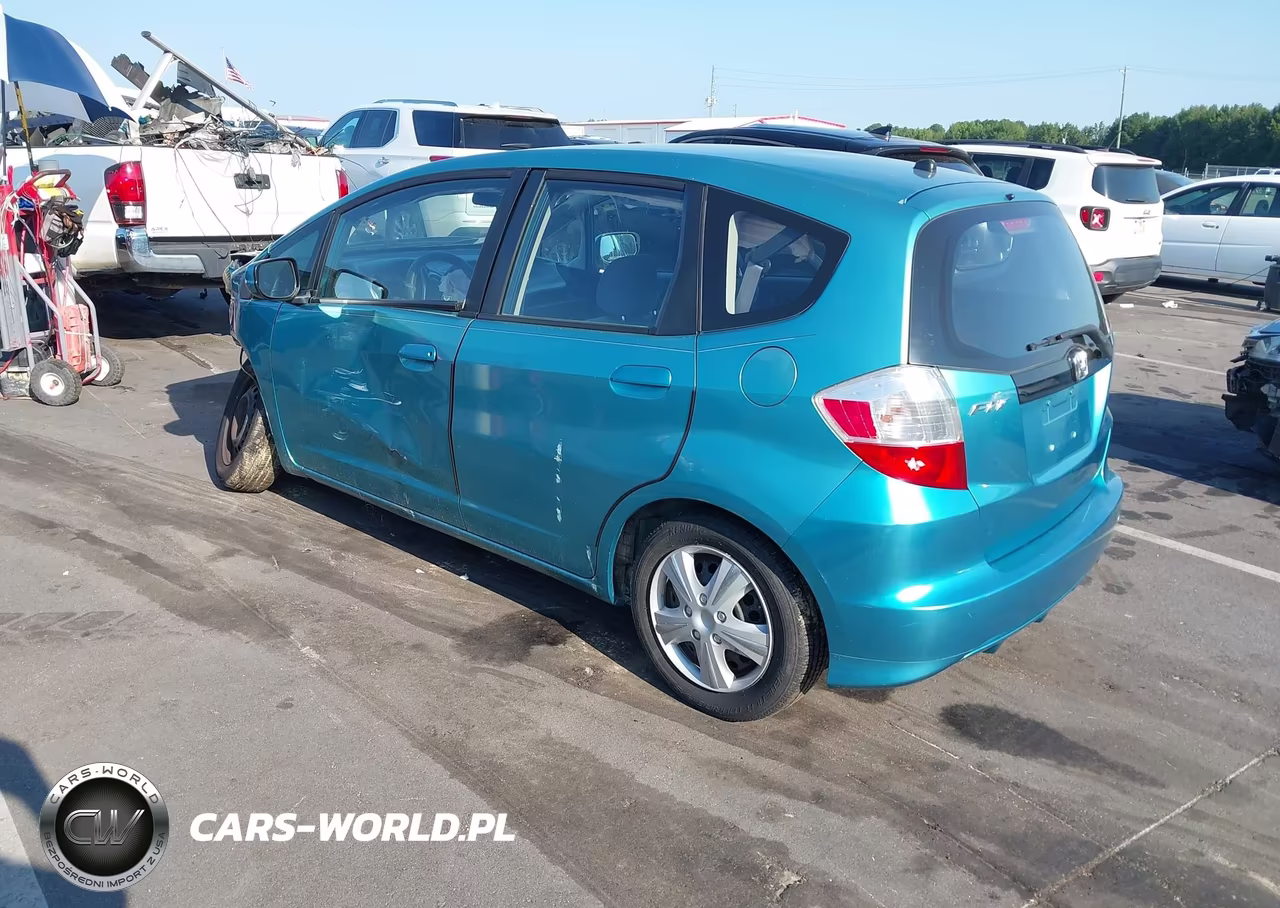 2012 Honda Fit VIN:JHMGE8H33CC035291 - 3
