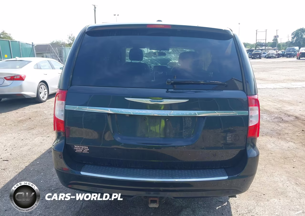 2015 Chrysler Town & Country Touring VIN:2C4RC1BG4FR590832 - 15