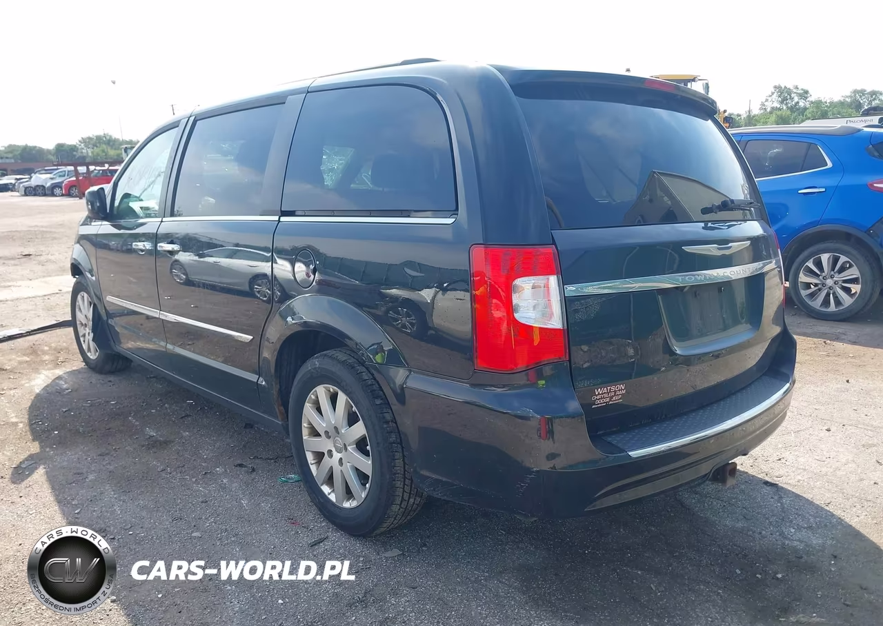 2015 Chrysler Town & Country Touring VIN:2C4RC1BG4FR590832 - 3