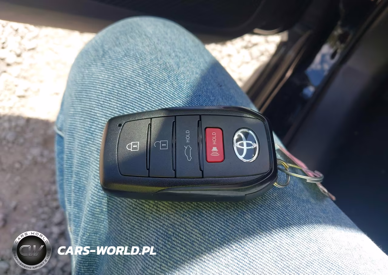 2026 Toyota Corolla Le VIN:5YFB4MDE7TP410377 - 11