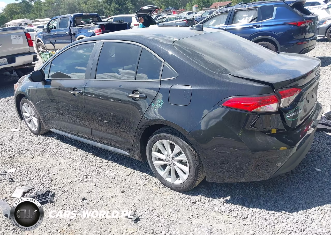 2026 Toyota Corolla Le VIN:5YFB4MDE7TP410377 - 3