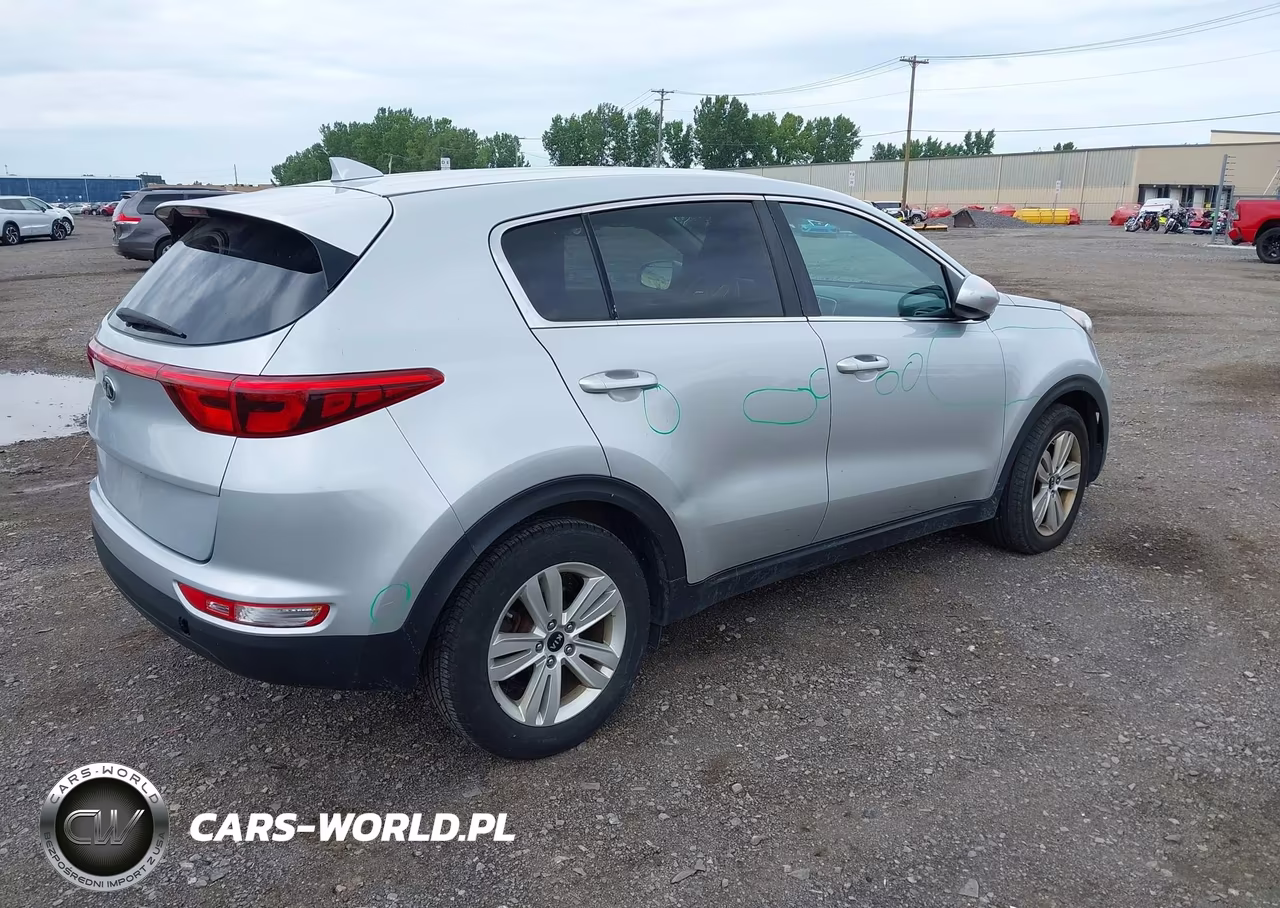 2018 Kia Sportage Lx VIN:KNDPM3AC6J7344809 - 4