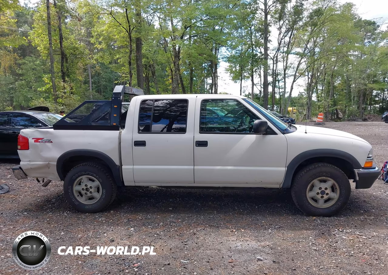 2003 Chevrolet S Truck S10 VIN:1GCDT13X33K179831 - 13