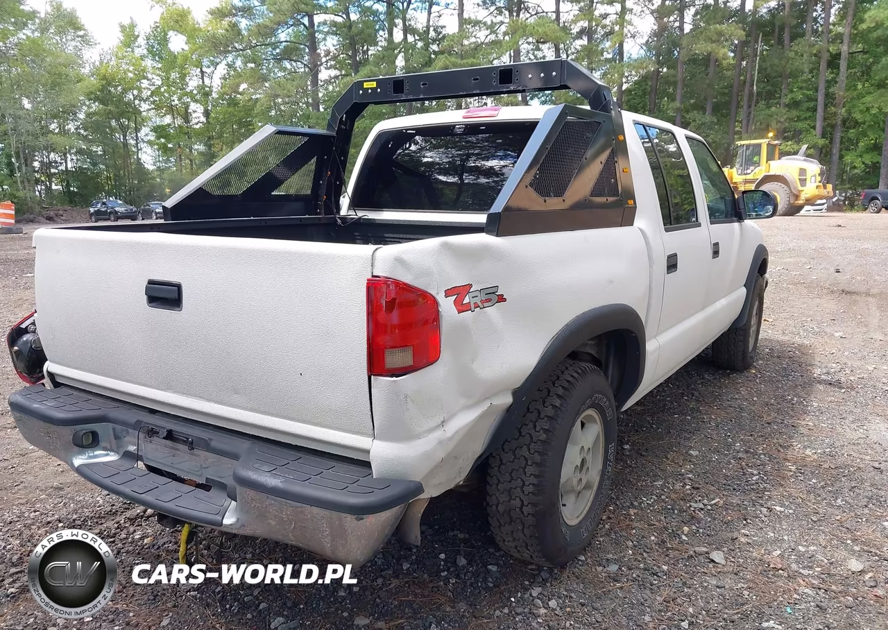 2003 Chevrolet S Truck S10 VIN:1GCDT13X33K179831 - 4
