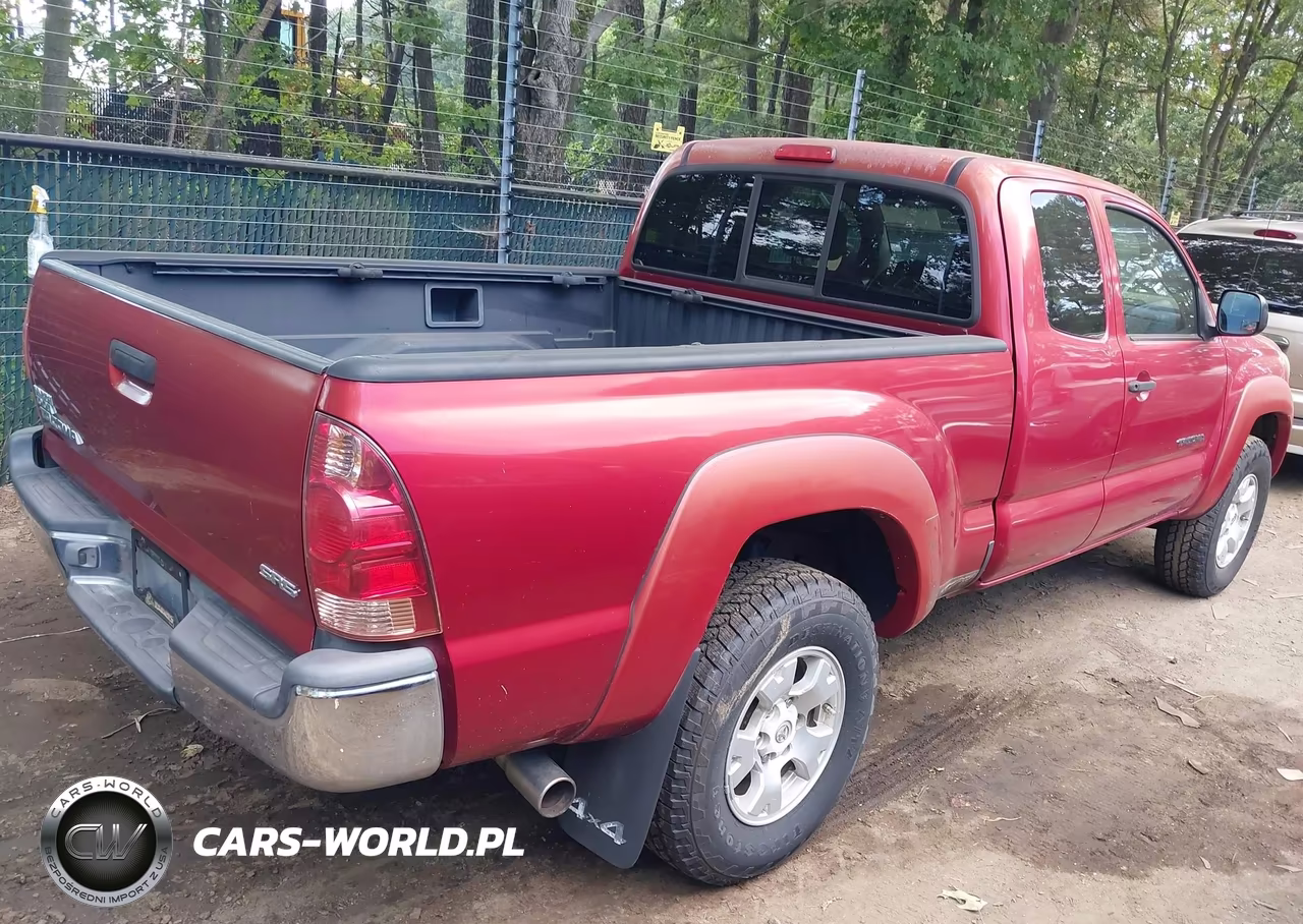 2006 Toyota Tacoma VIN:5TEUX42N36Z231481 - 4