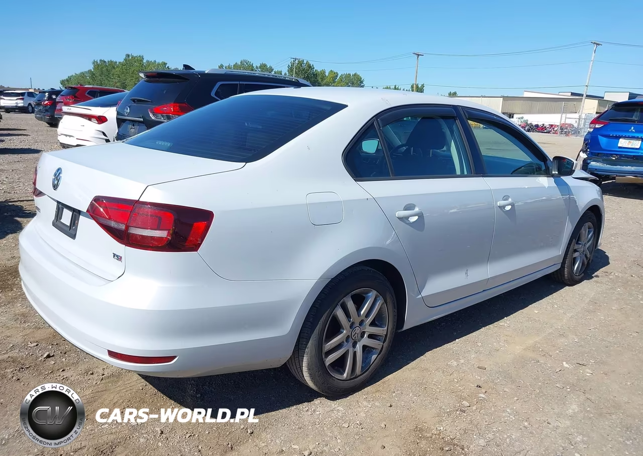 2018 Volkswagen Jetta 1.4T S VIN:3VW2B7AJ0JM212265 - 4