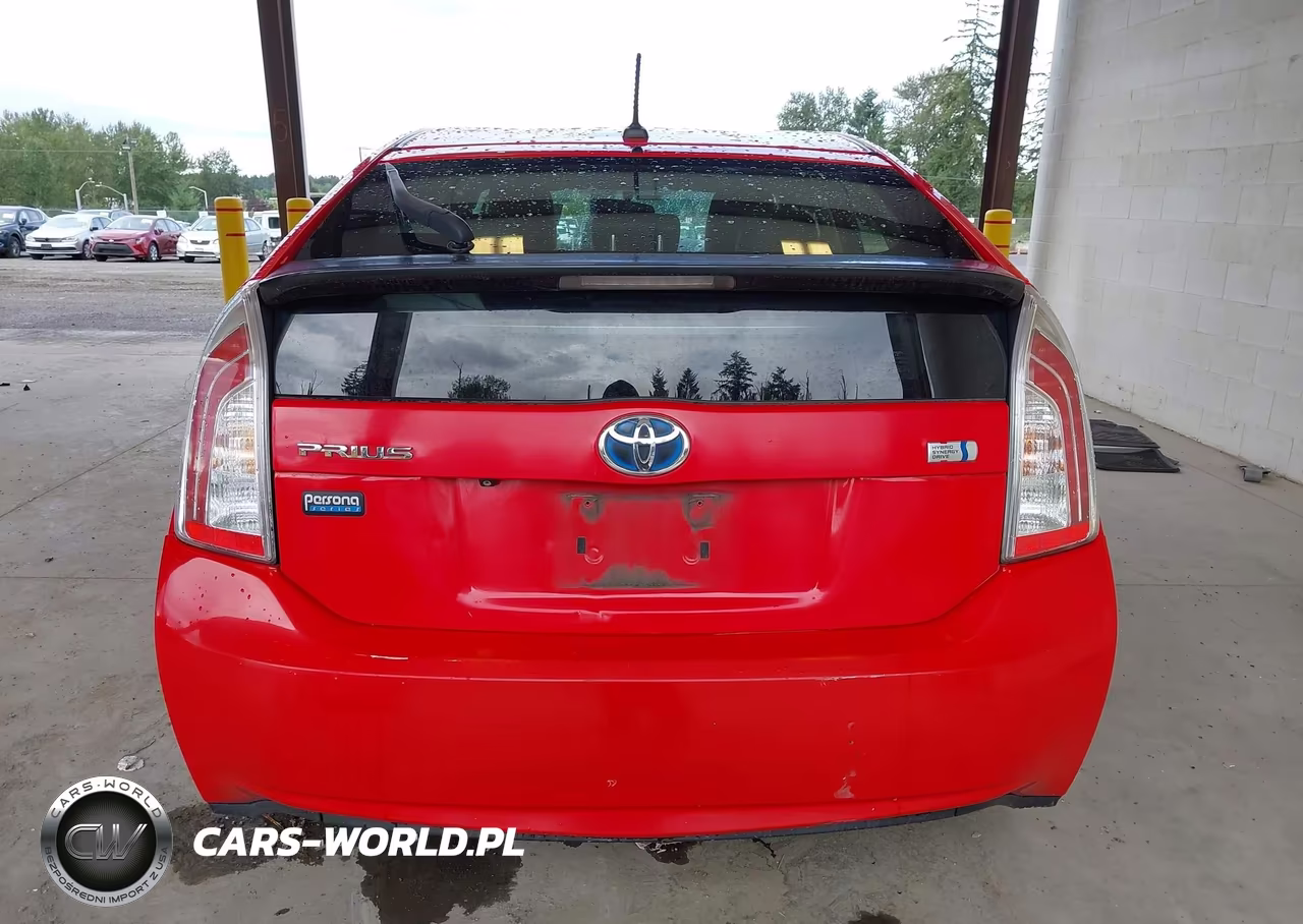 2015 Toyota Prius Persona Series Special Edition VIN:JTDKN3DU3F0399228 - 16