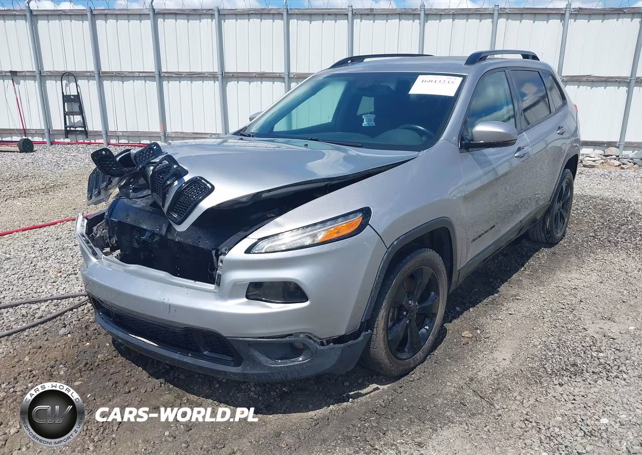 2016 Jeep Cherokee Altitude VIN:1C4PJLCB1GW222113 - 2