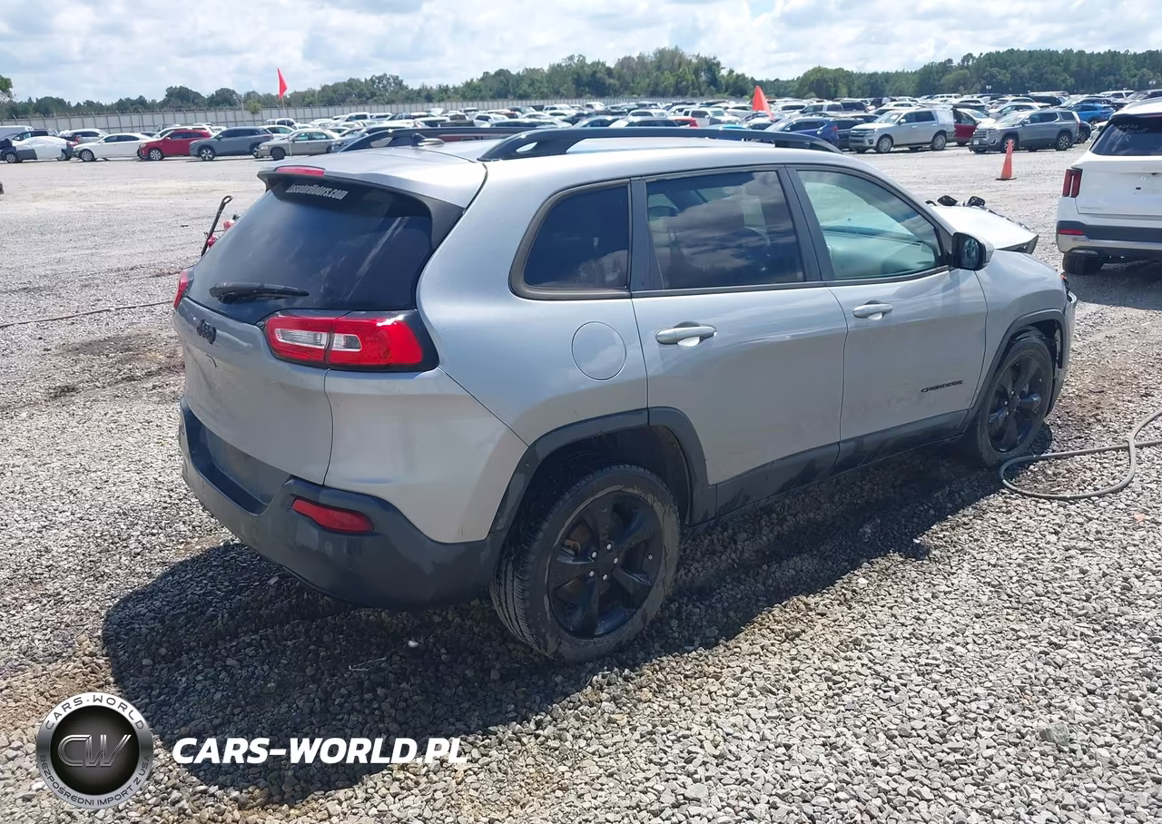 2016 Jeep Cherokee Altitude VIN:1C4PJLCB1GW222113 - 4