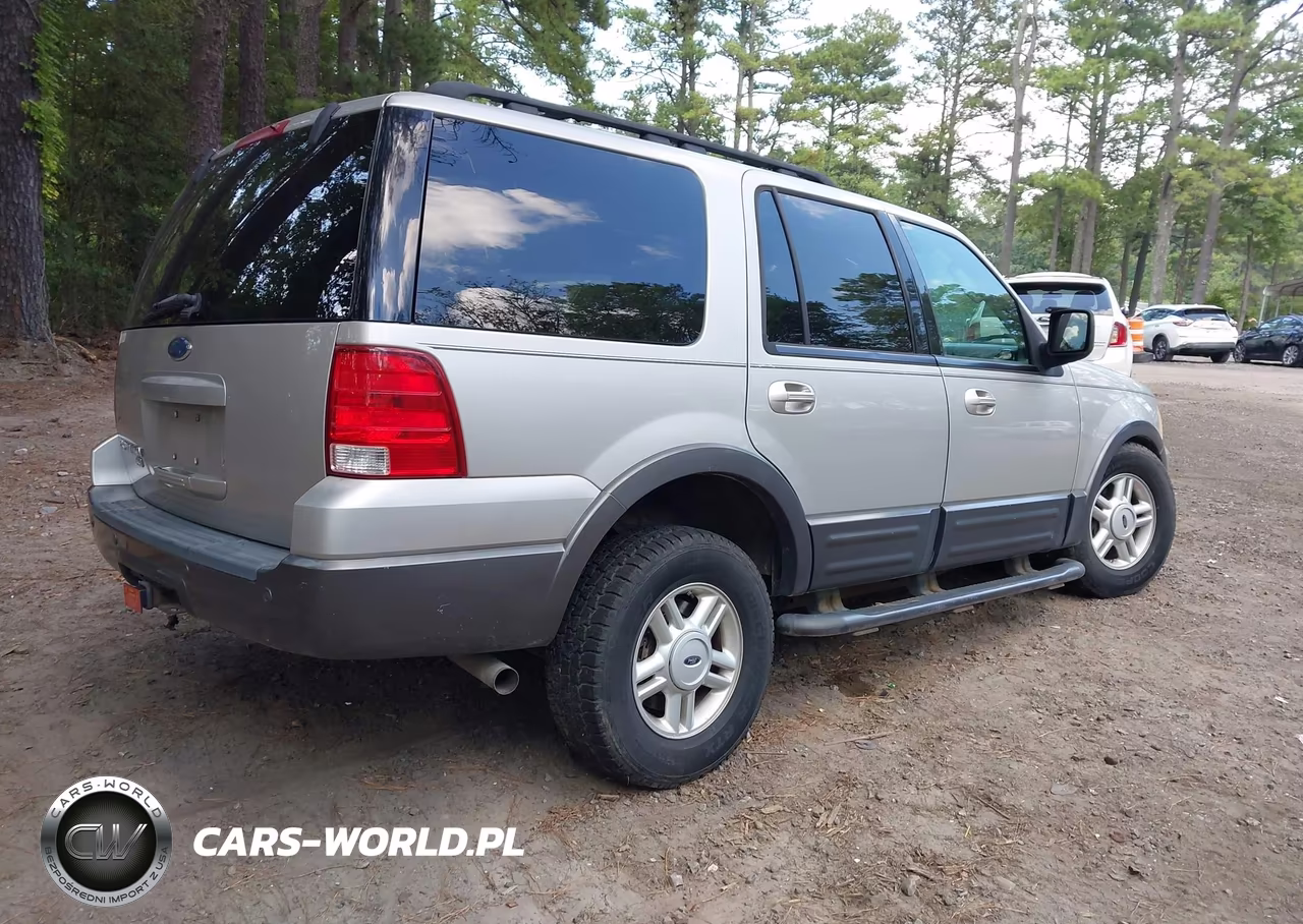 2005 Ford Expedition Xlt VIN:1FMFU15515LB02725 - 4