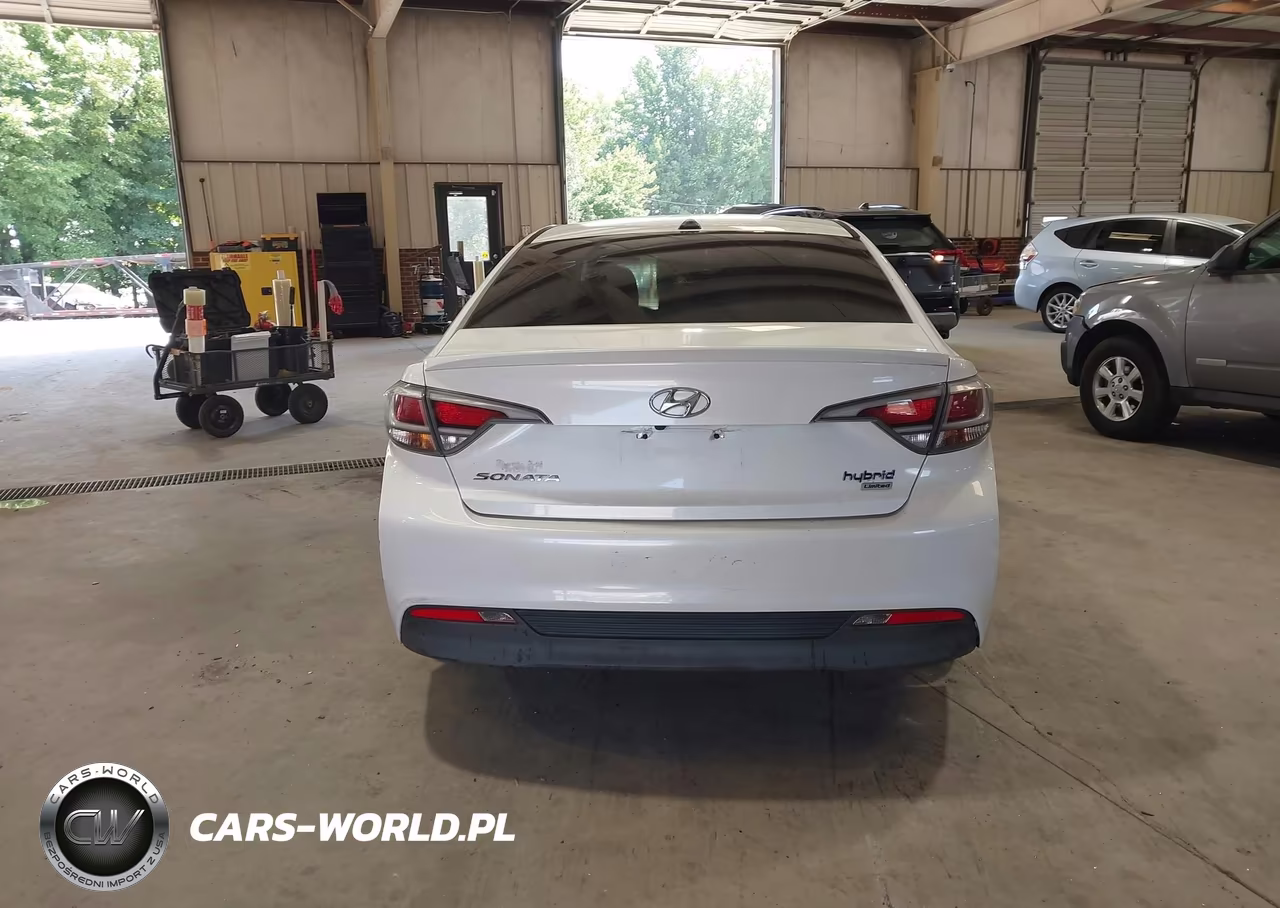 2017 Hyundai Sonata Hybrid Limited VIN:KMHE34L33HA065470 - 16
