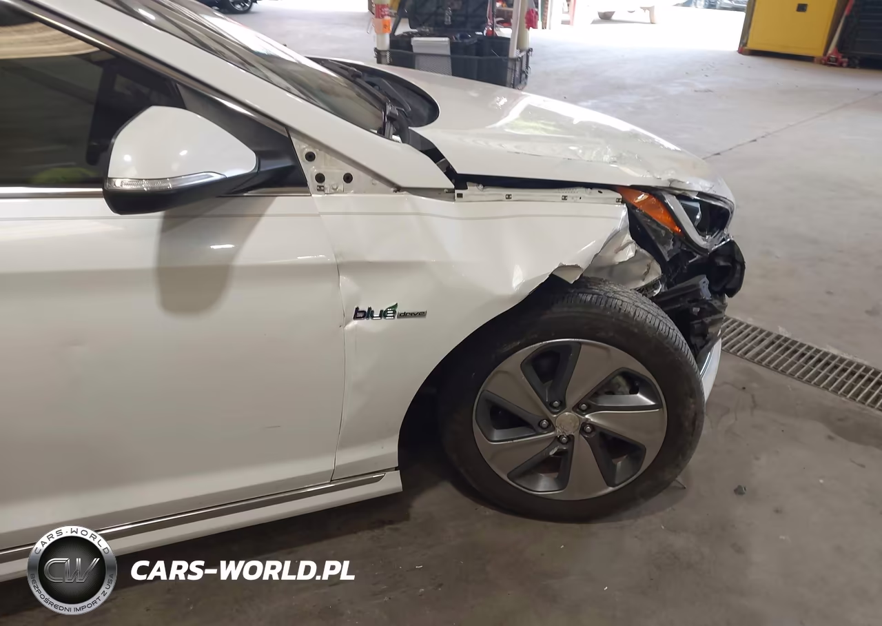 2017 Hyundai Sonata Hybrid Limited VIN:KMHE34L33HA065470 - 6