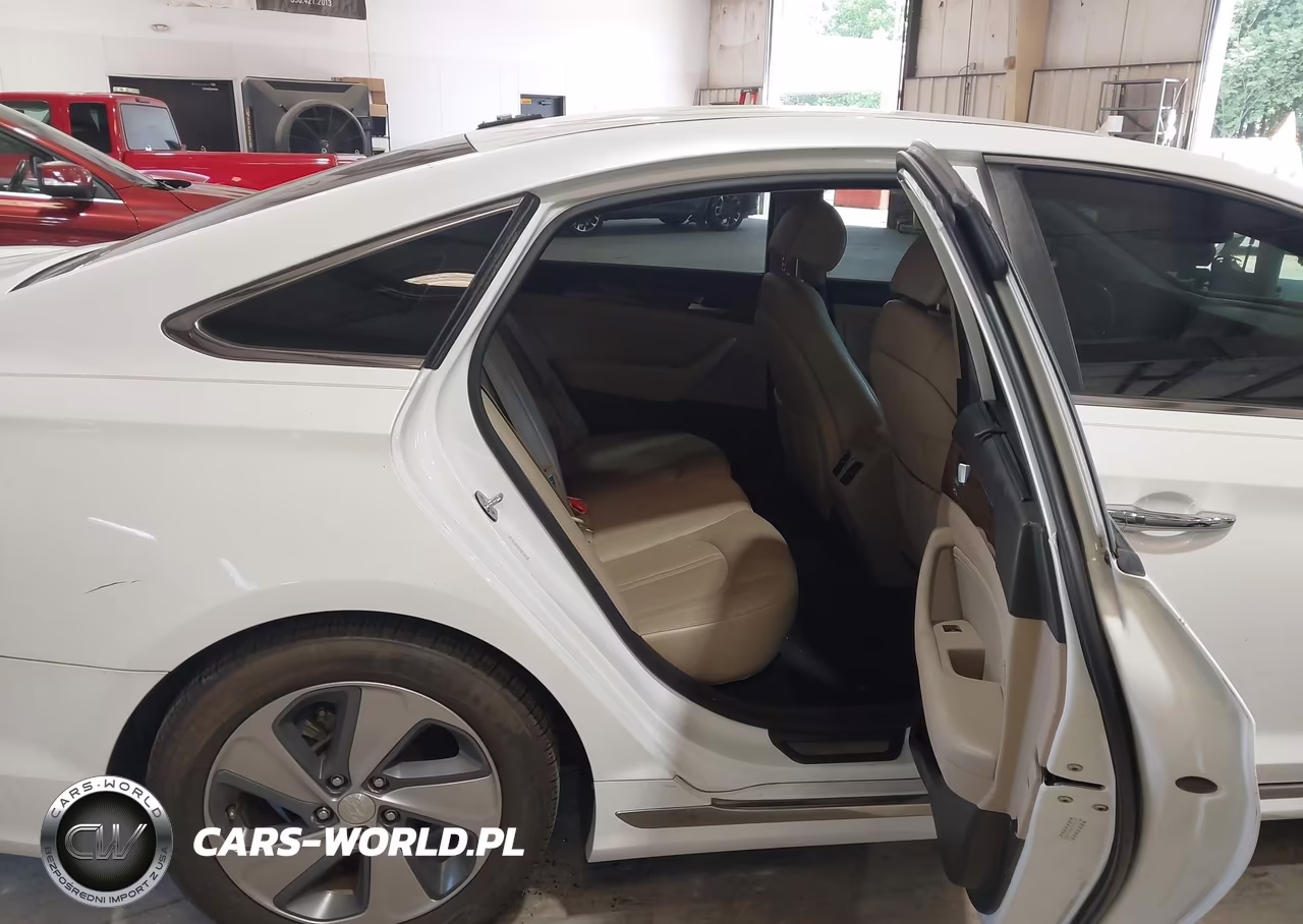2017 Hyundai Sonata Hybrid Limited VIN:KMHE34L33HA065470 - 8