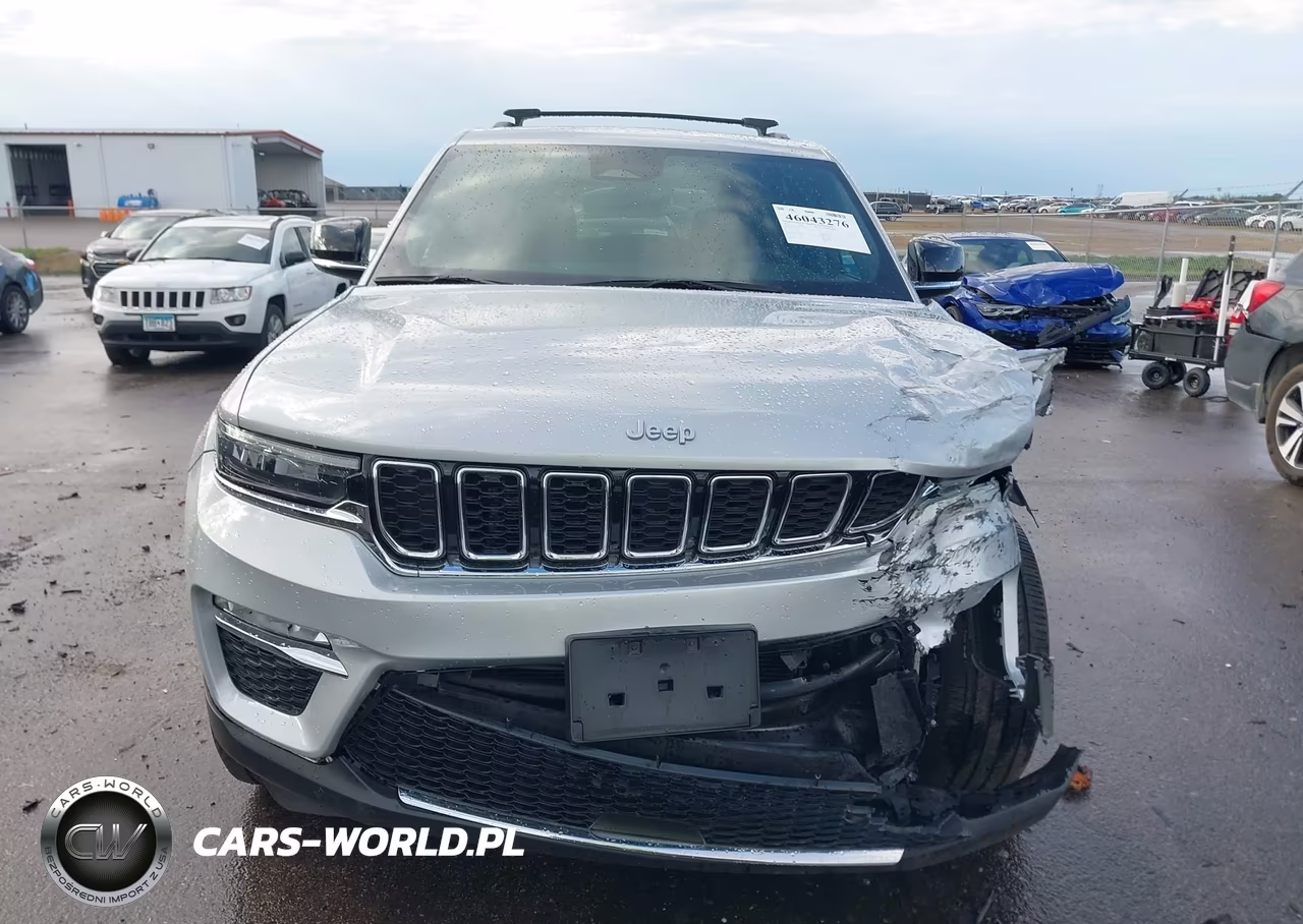 2024 Jeep Grand Cherokee Limited 4X4 VIN:1C4RJHBGXRC195016 - 11