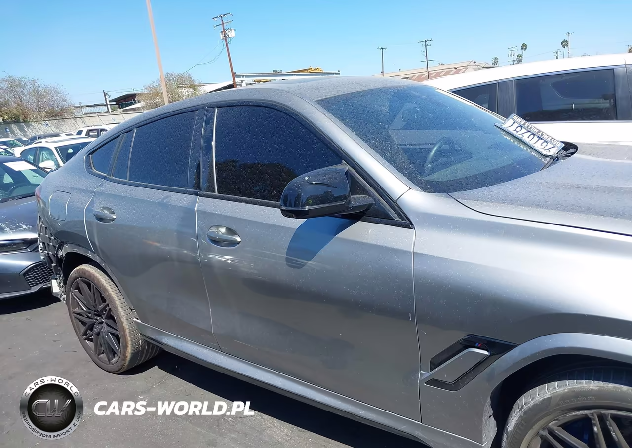 2021 BMW X6 M VIN:5YMCY0C07M9E19296 - 14