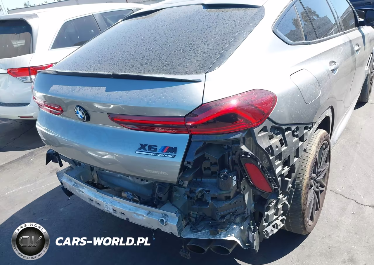 2021 BMW X6 M VIN:5YMCY0C07M9E19296 - 17