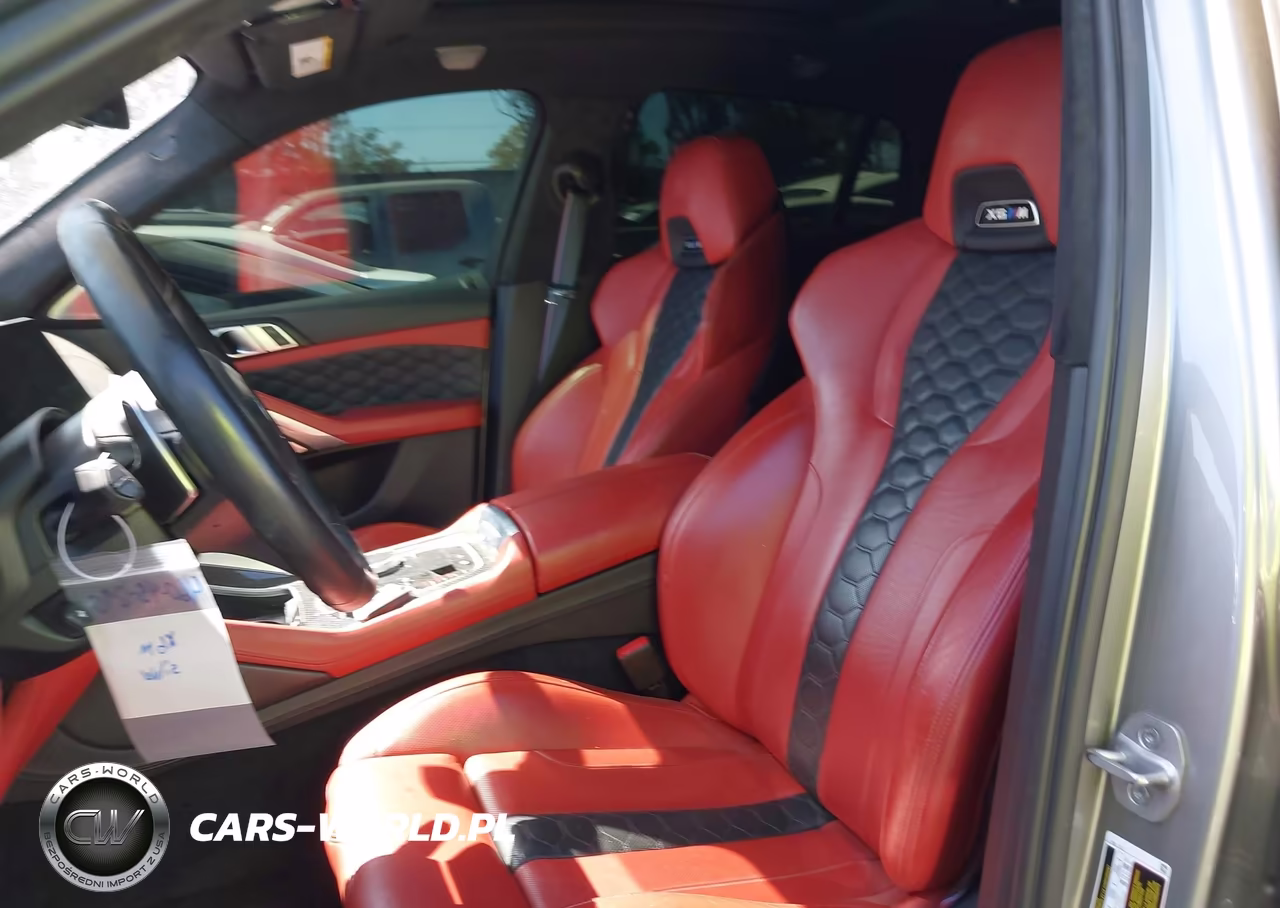 2021 BMW X6 M VIN:5YMCY0C07M9E19296 - 19