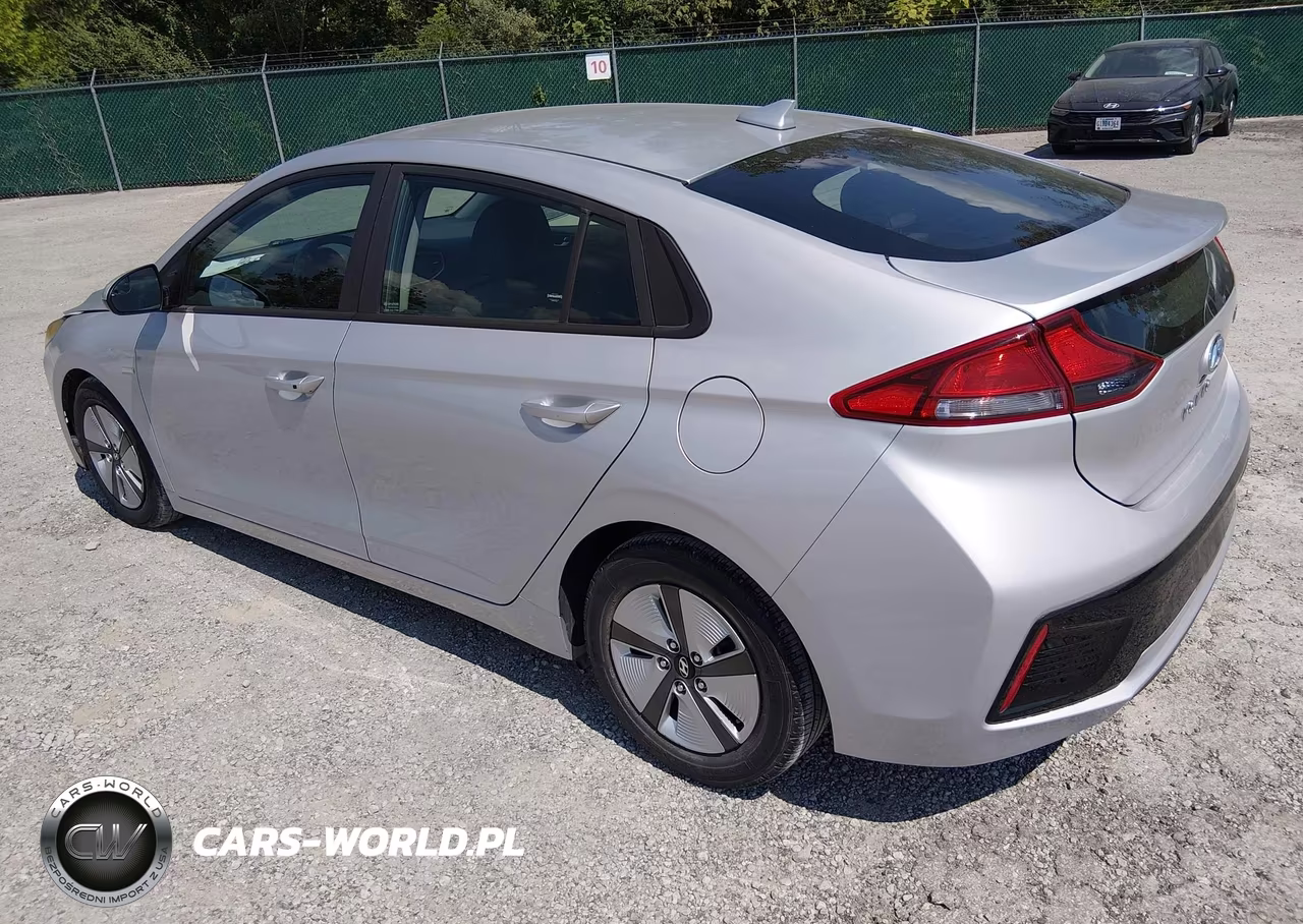 2018 Hyundai Ioniq Hybrid Blue VIN:KMHC65LC0JU099987 - 3