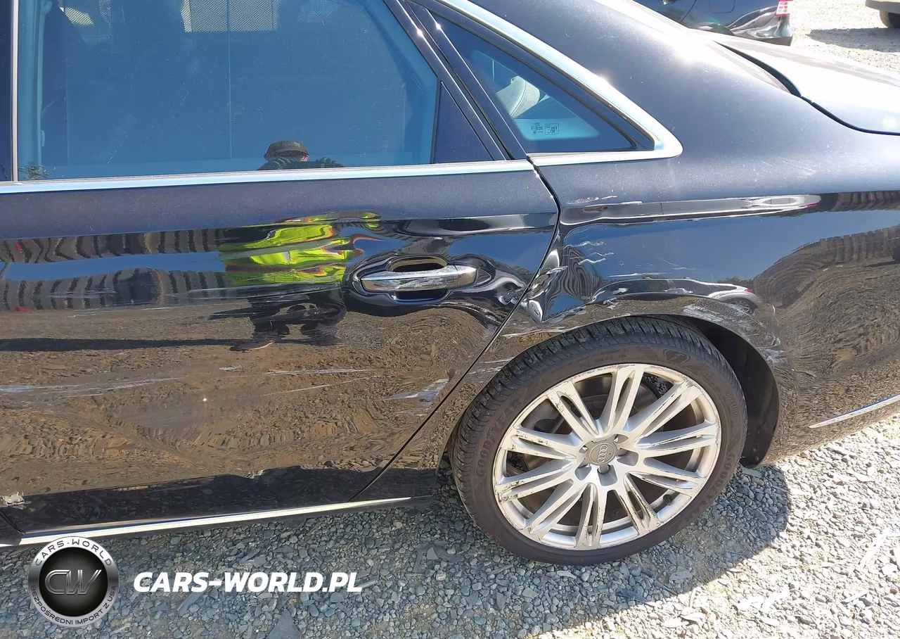 2015 Audi A8 3.0T VIN:WAUJGAFD7FN012767 - 18