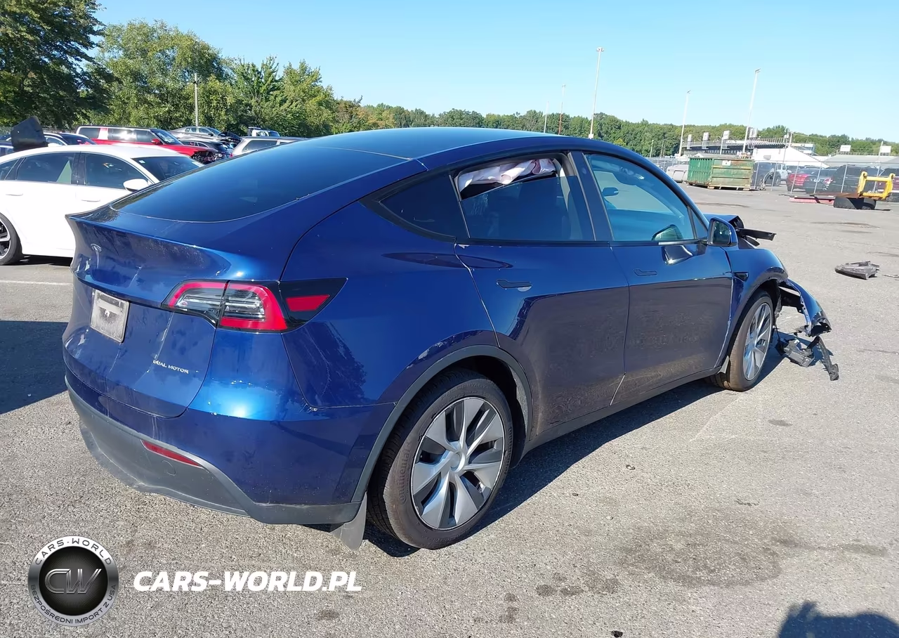 2023 Tesla Model Y Awd-Long Range Dual Motor All-Wheel Drive VIN:7SAYGAEEXPF674325 - 4