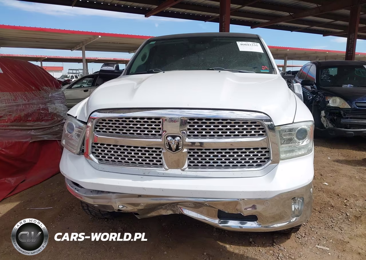 2015 Ram 1500 Laramie VIN:1C6RR7NT9FS684754 - 13
