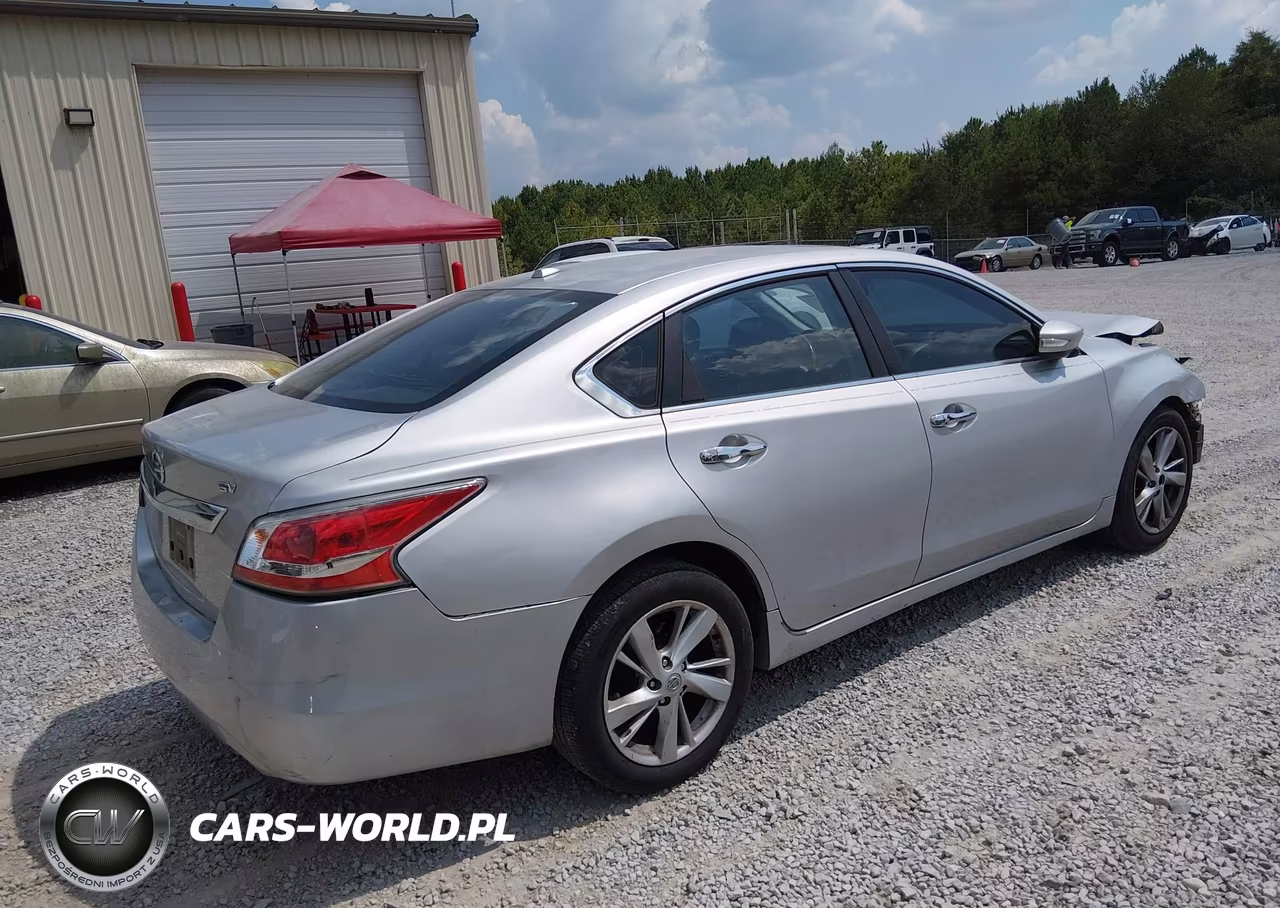 2015 Nissan Altima 2.5 Sv VIN:1N4AL3AP5FC462799 - 4