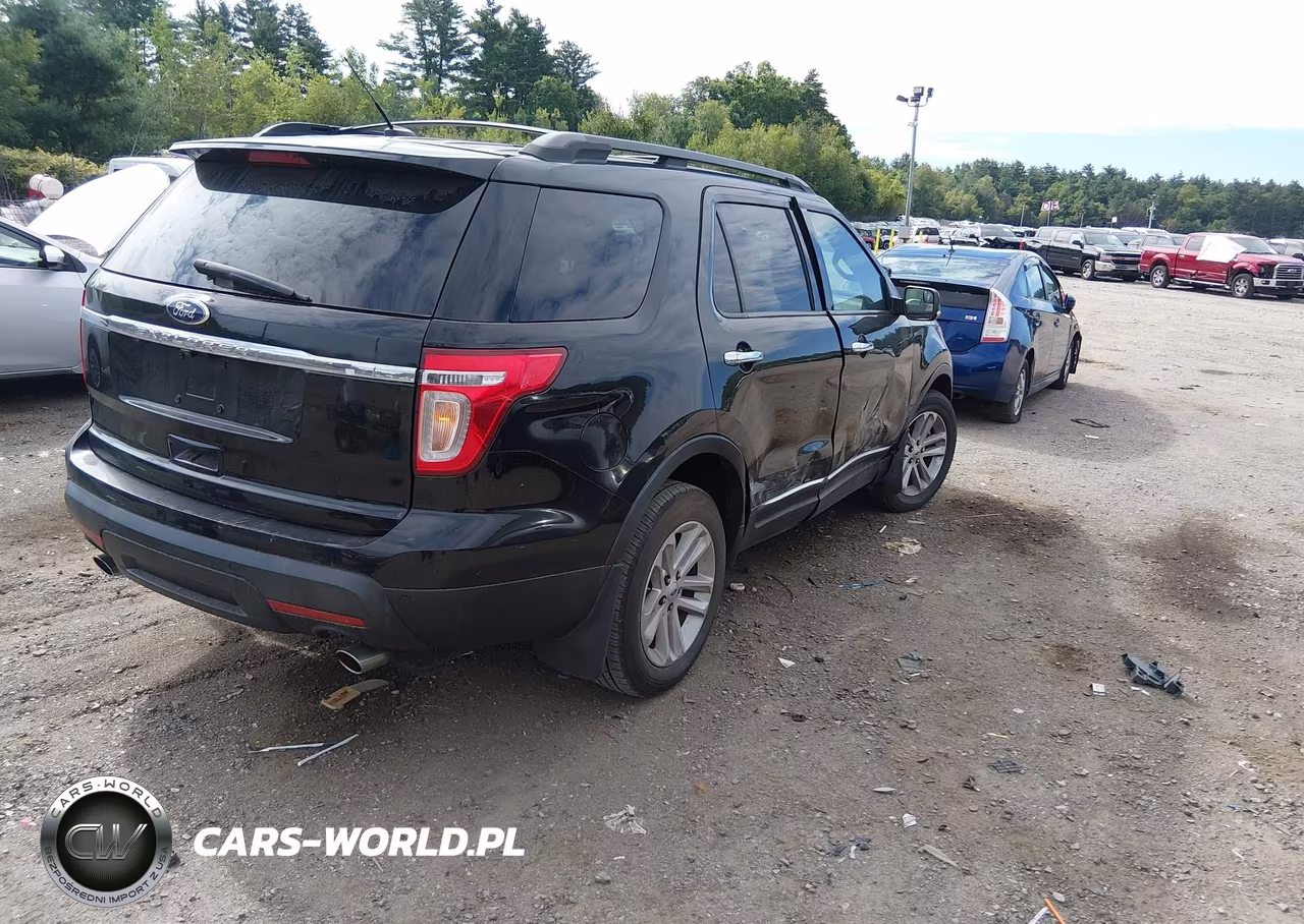 2012 Ford Explorer Xlt VIN:1FMHK8D89CGA57591 - 4