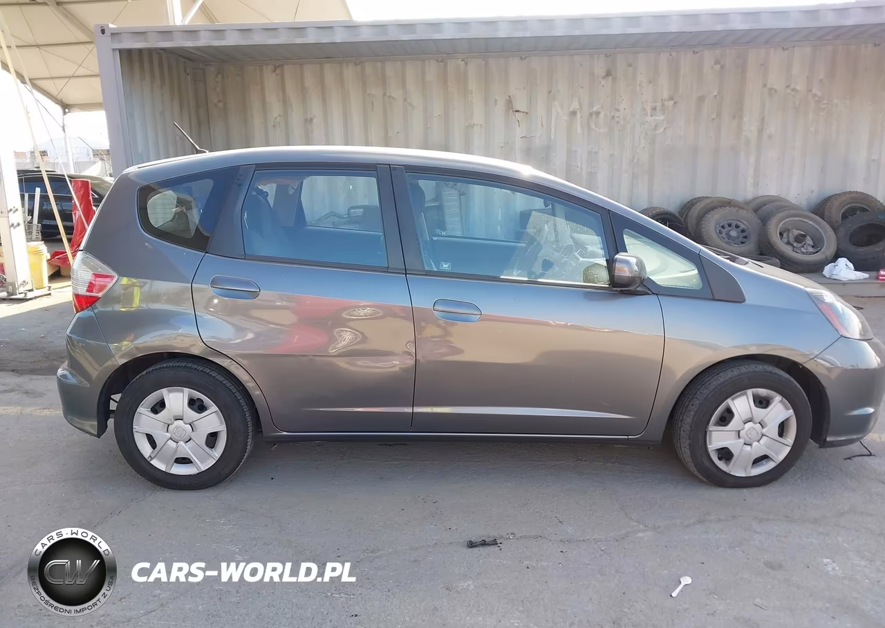 2012 Honda Fit VIN:JHMGE8H30CS001539 - 13