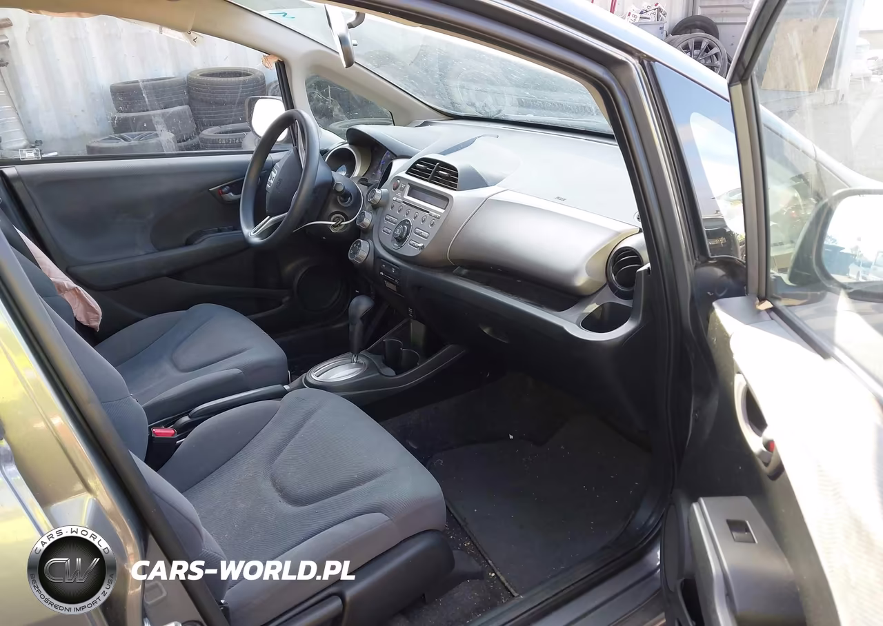 2012 Honda Fit VIN:JHMGE8H30CS001539 - 5