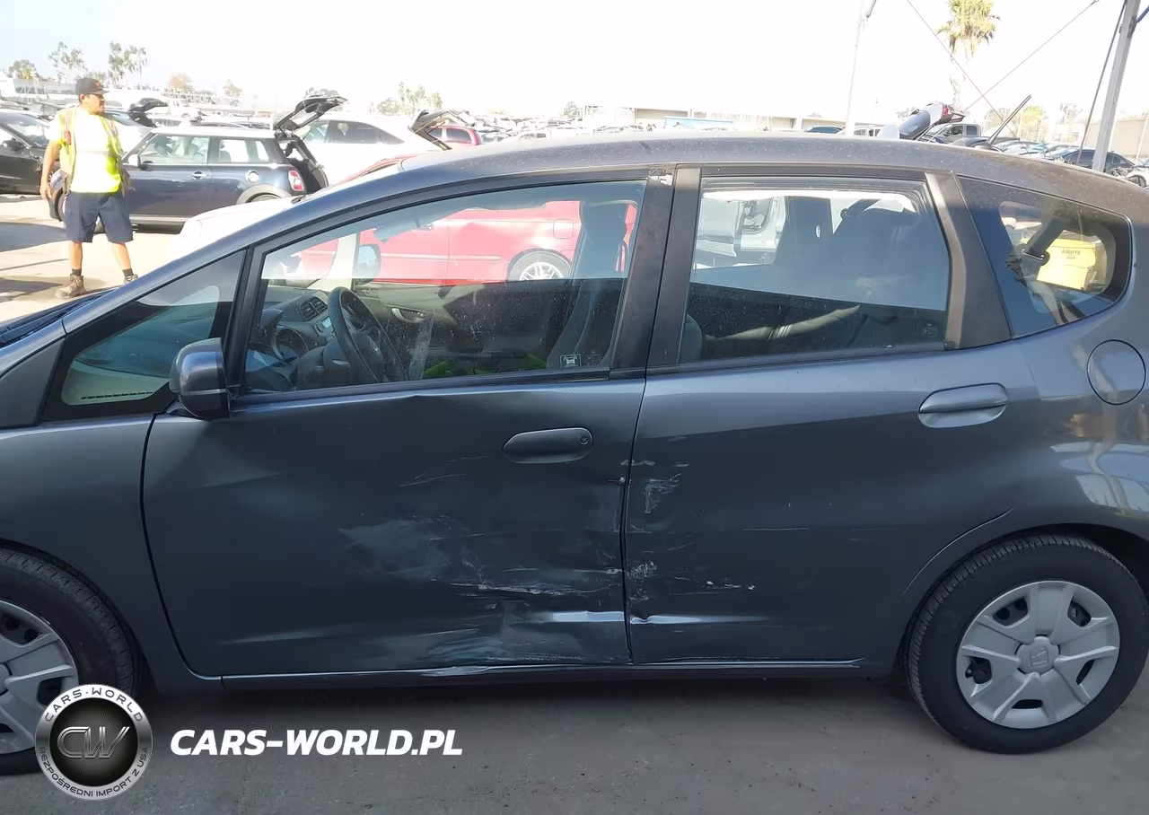 2012 Honda Fit VIN:JHMGE8H30CS001539 - 6