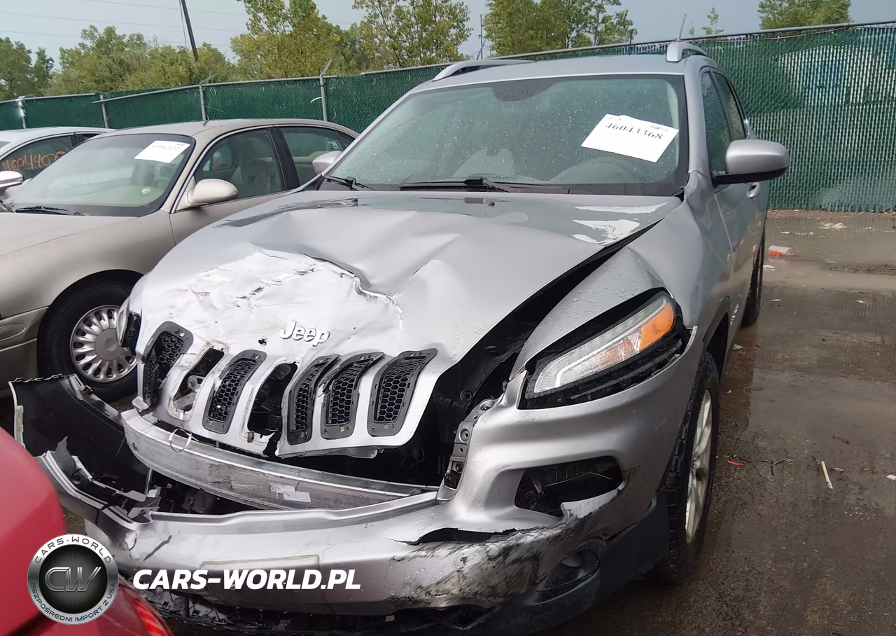 2017 Jeep Cherokee Latitude 4X4 VIN:1C4PJMCB9HW537975 - 12