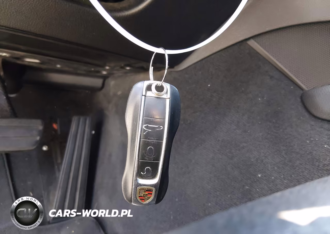 2018 Porsche Panamera 4 VIN:WP0AA2A7XJL112510 - 11
