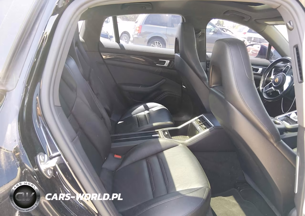 2018 Porsche Panamera 4 VIN:WP0AA2A7XJL112510 - 8
