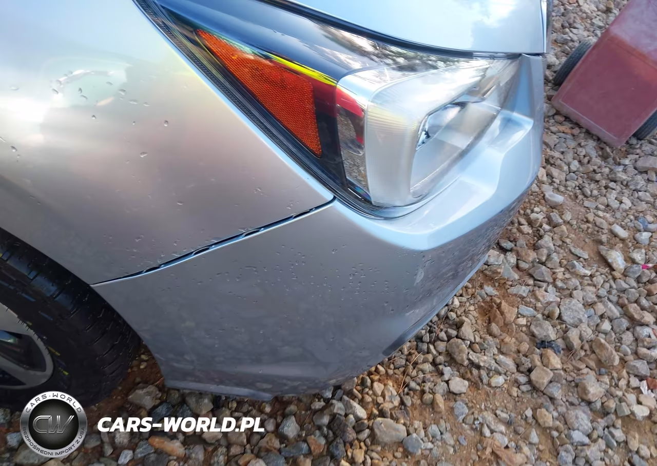 2018 Subaru Forester 2.5I Premium VIN:JF2SJAEC8JH516349 - 17