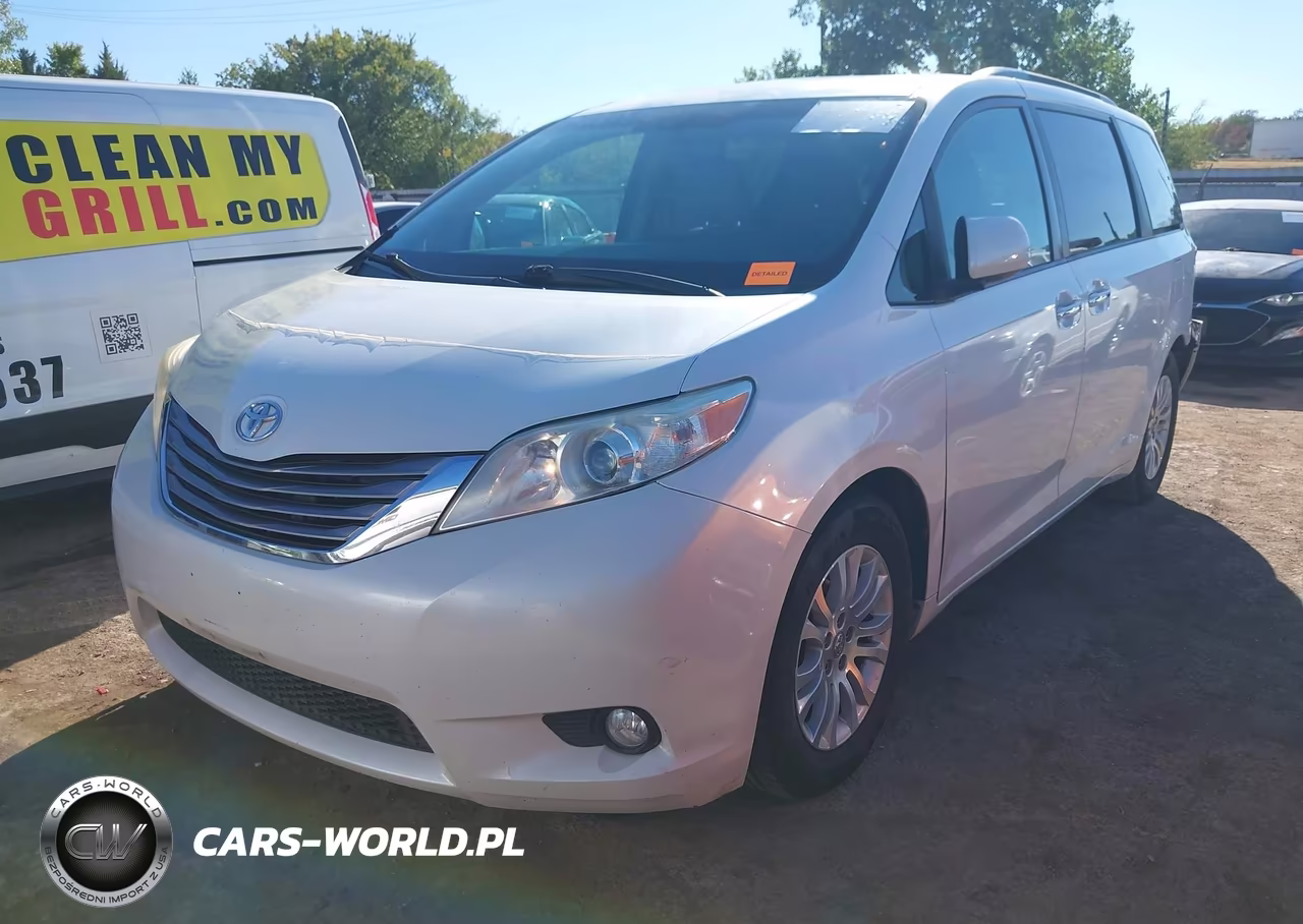 2016 Toyota Sienna Xle 8 Passenger VIN:5TDYK3DC1GS704928 - 2