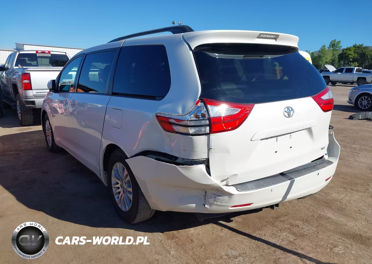 2016 Toyota Sienna Xle 8 Passenger VIN:5TDYK3DC1GS704928 - 3