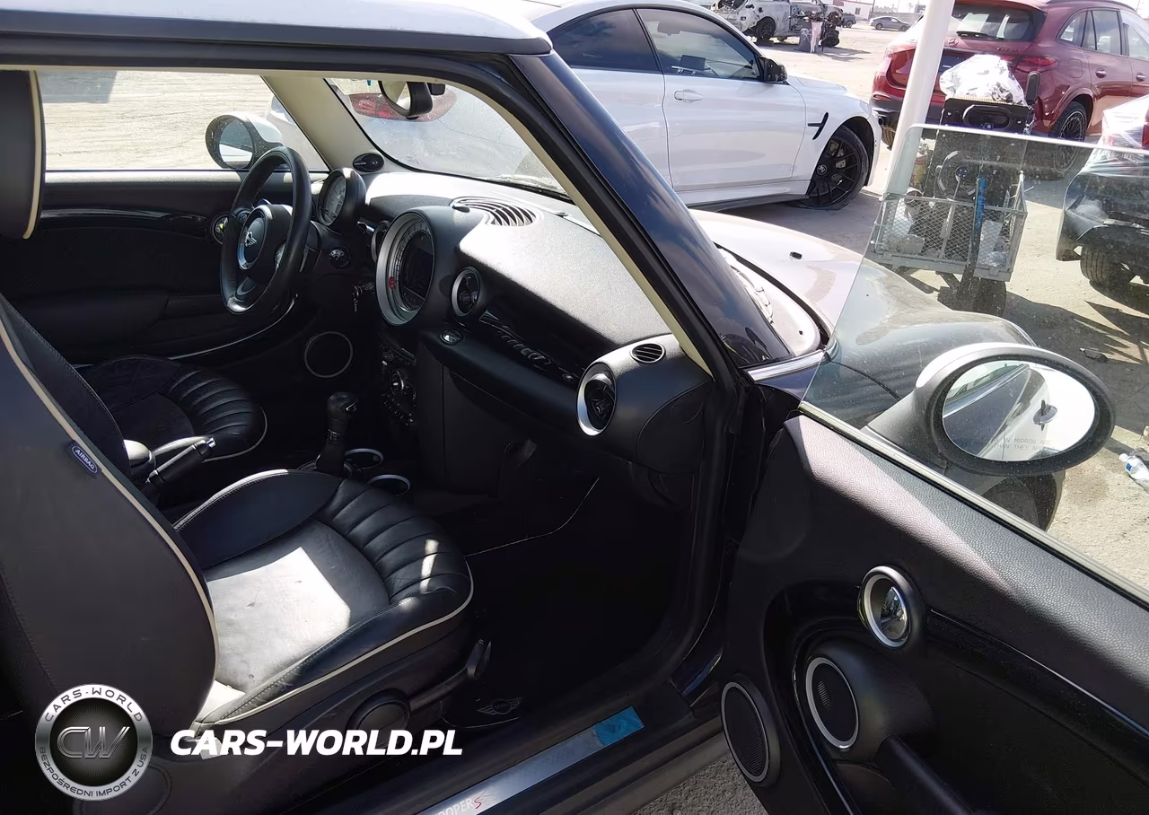 2012 Mini Cooper S VIN:WMWSV3C5XCT386350 - 5