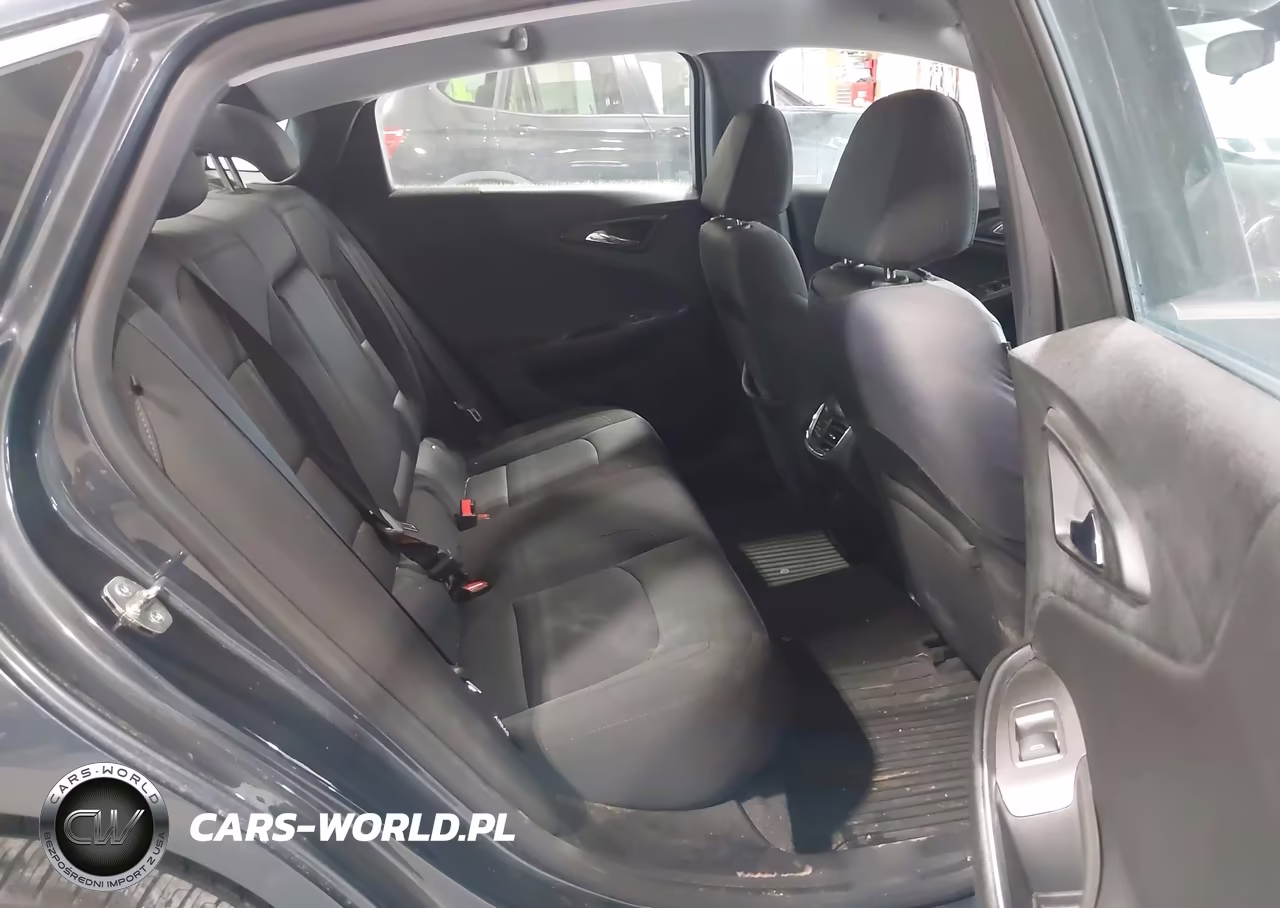 2019 Chevrolet Malibu Lt VIN:1G1ZD5ST6KF119017 - 8