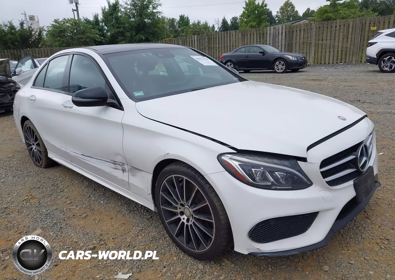 2016 Mercedes-Benz C 300 Sport 4Matic – zdjęcie 1 z 17