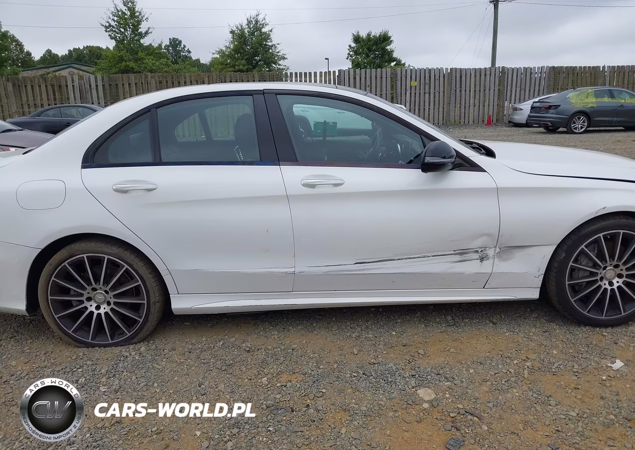2016 Mercedes-Benz C 300 Sport 4Matic VIN:55SWF4KB5GU101978 - 14