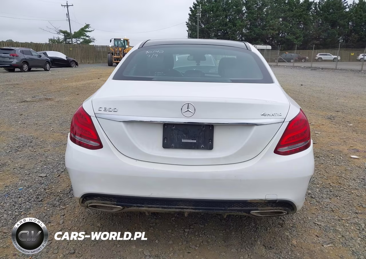 2016 Mercedes-Benz C 300 Sport 4Matic VIN:55SWF4KB5GU101978 - 17
