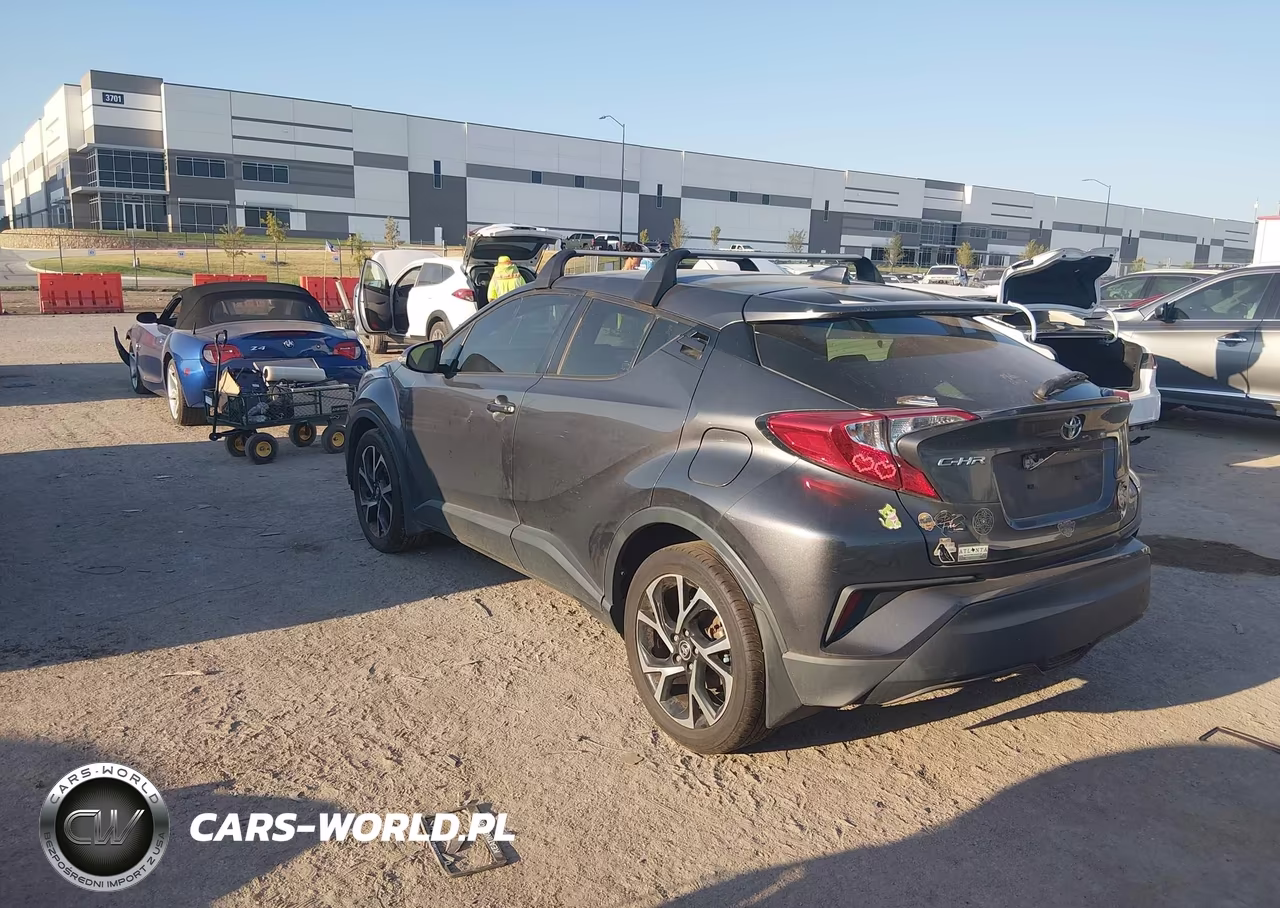 2020 Toyota C-Hr Xle VIN:JTNKHMBX5L1083907 - 3
