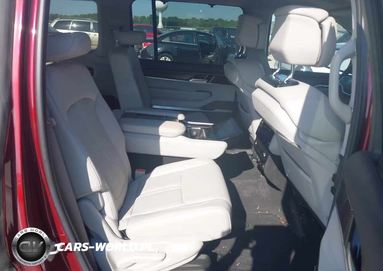 2022 Jeep Grand Wagoneer Series I 4X4 VIN:1C4SJVEJ8NS180716 - 8